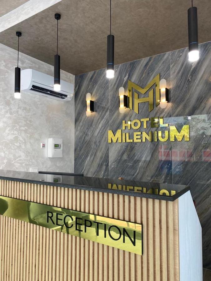 Milenium Hotel Shëngjin Extérieur photo